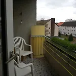 Room Agency Mittelfeld
