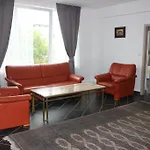 Room Agency Mittelfeld