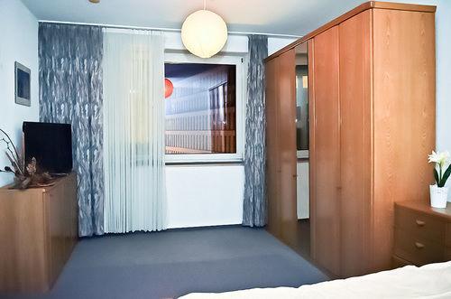 Agency Mittelfeld *